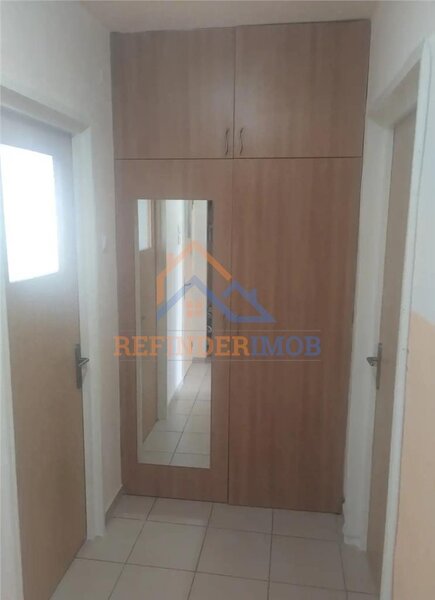 Basarabia, metrou Costin Georgian, apartament de vanzare cu 2 camere,
